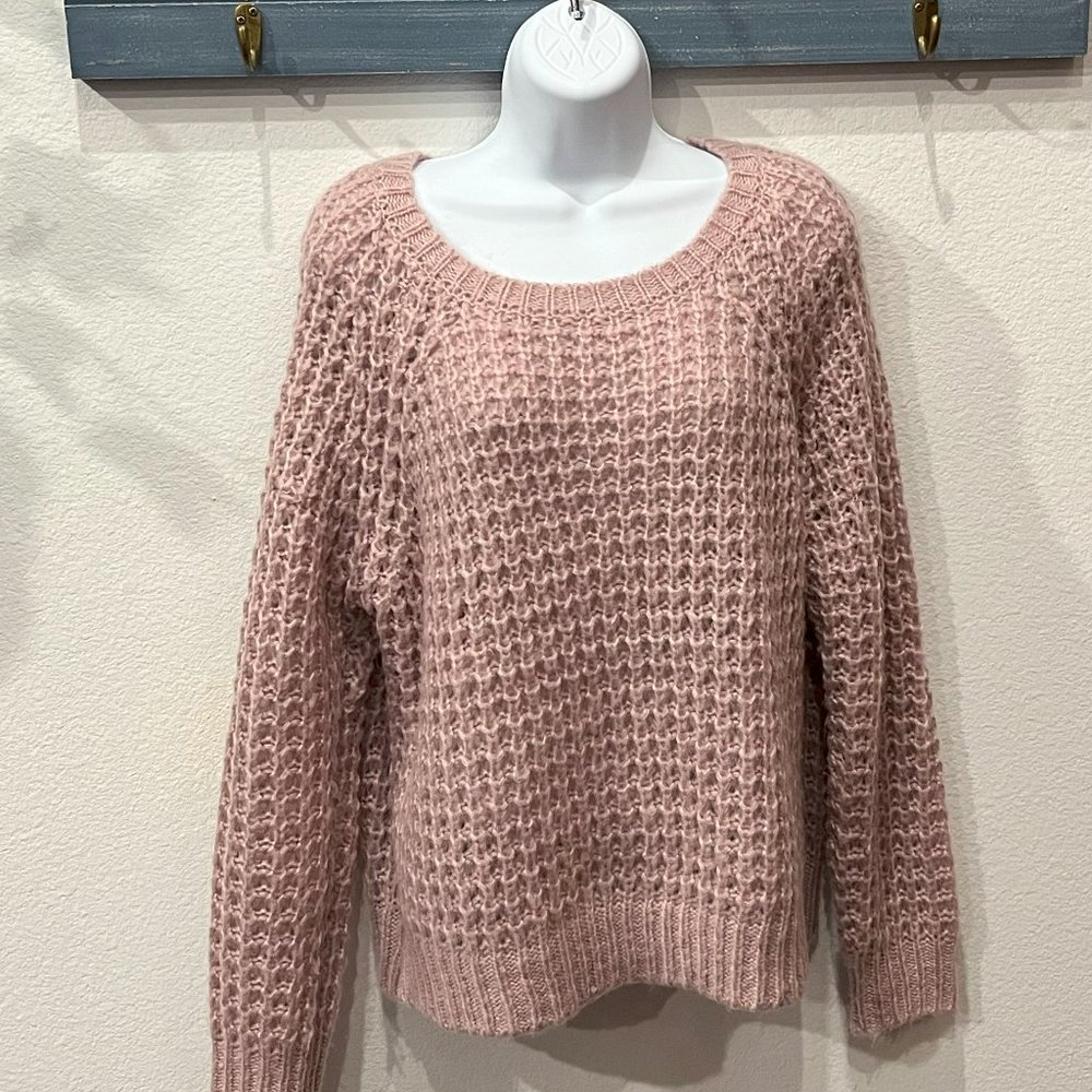 Loose Knit Sweater in Pink